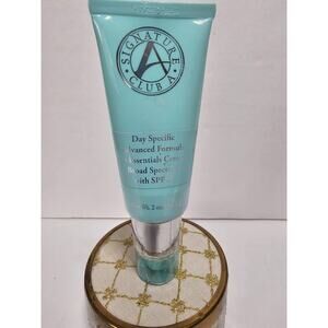 Signature Club A Day Specific Advance Formula Essentiels creme With Spf 25 2oz